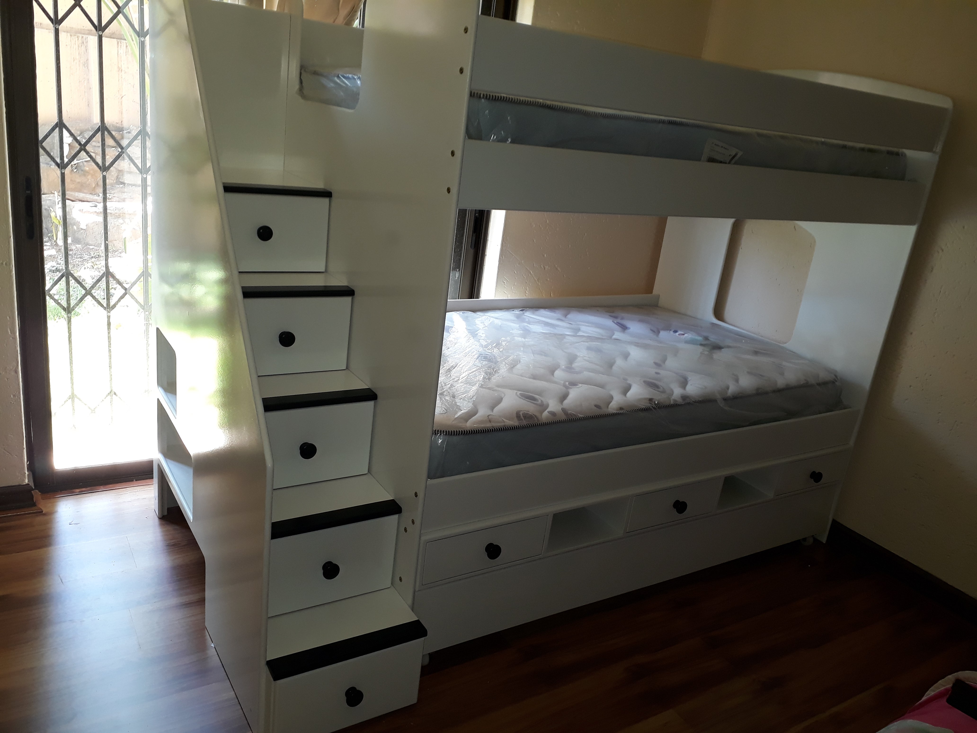 Storage bunk Bed - Classic Designs