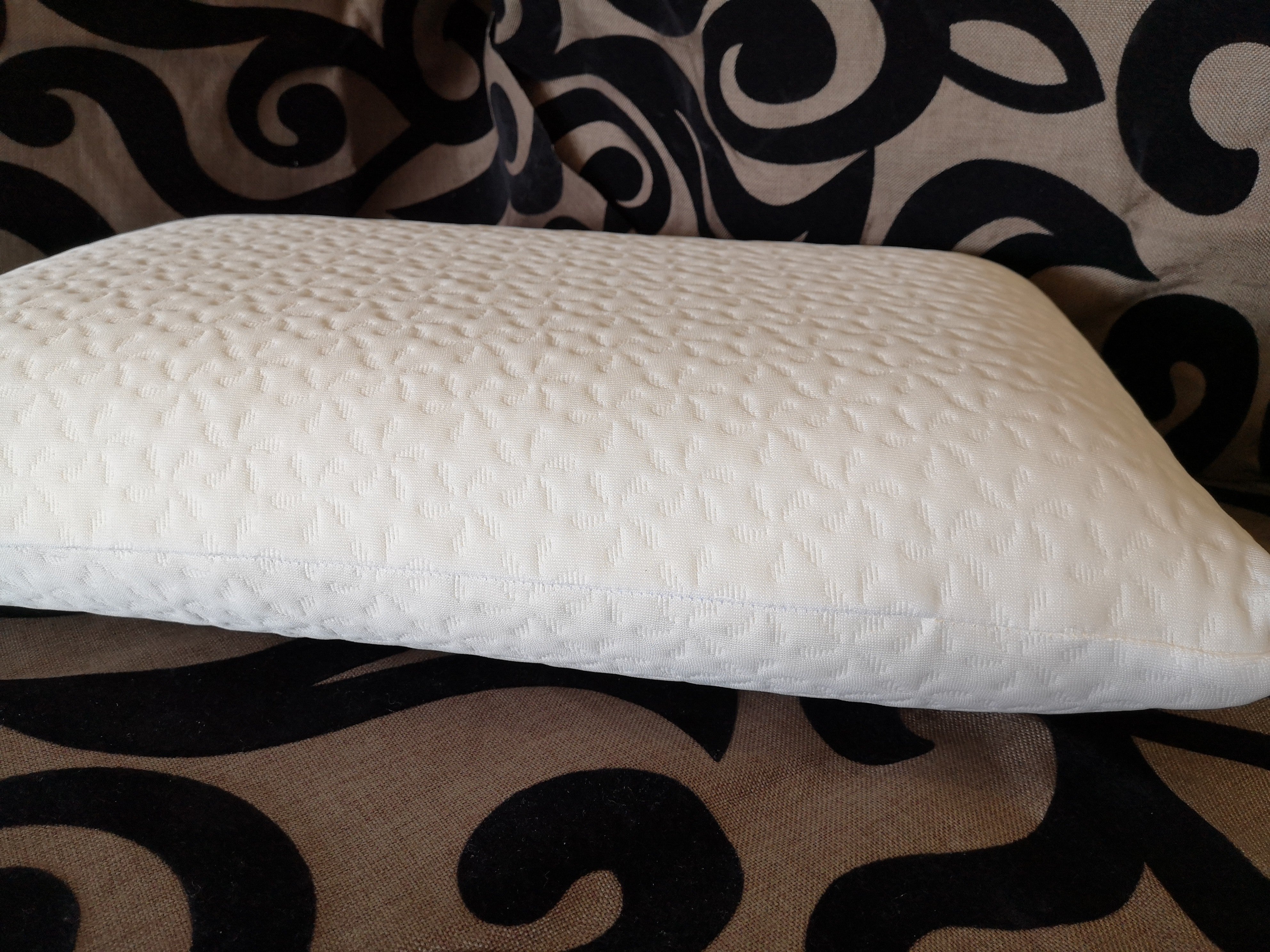 Synthetic Latex Pillow