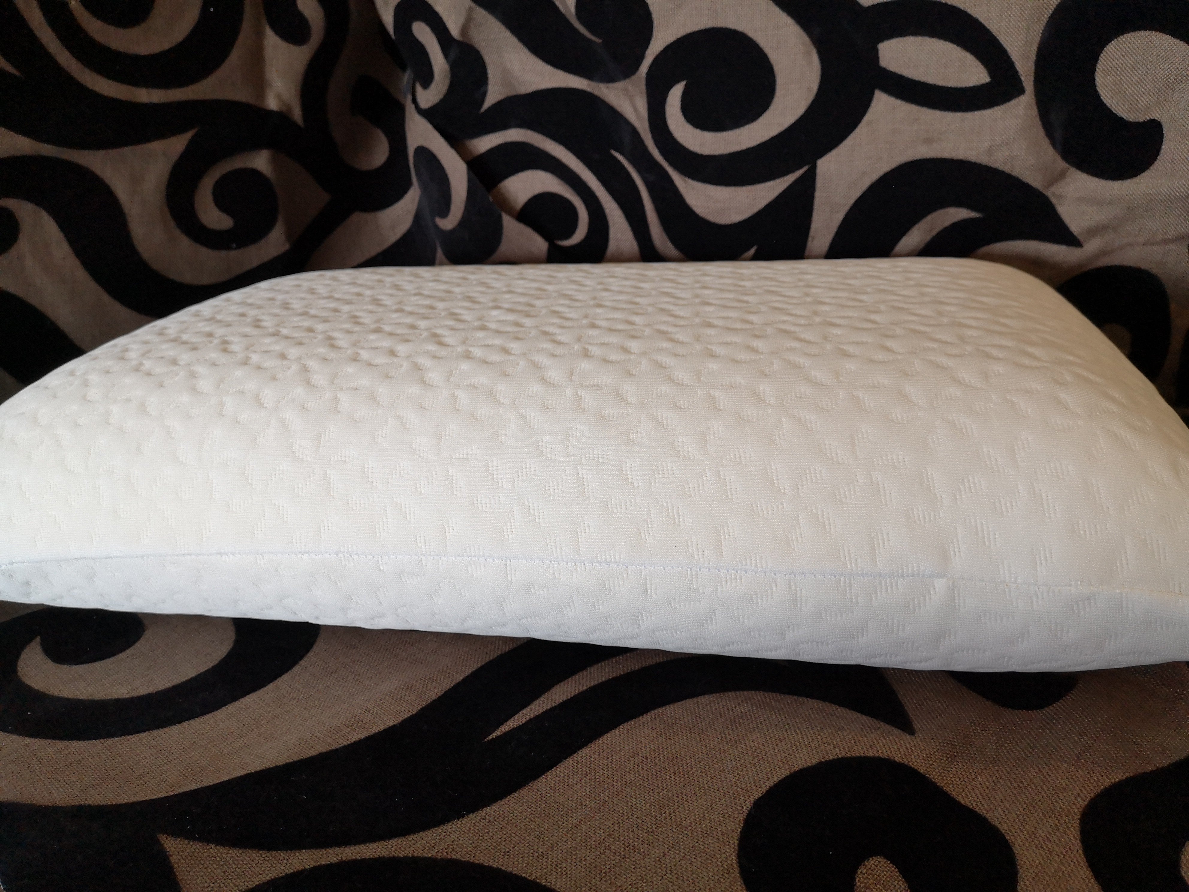 Synthetic Latex Pillow